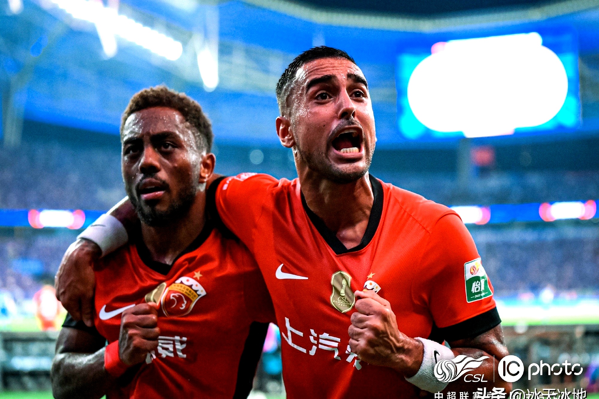 上港客场压阵申花，力争双杀对手(上港客场压阵申花,力争双杀对手是谁)